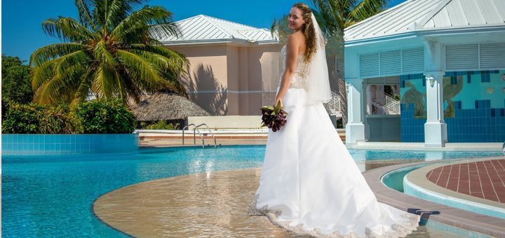 havuz-basi-dugun-fotograf-cekimi-foto-cekimi-ucretleri-en-iyi-fotograf-cekimi-firmasi-istanbul-fotografci