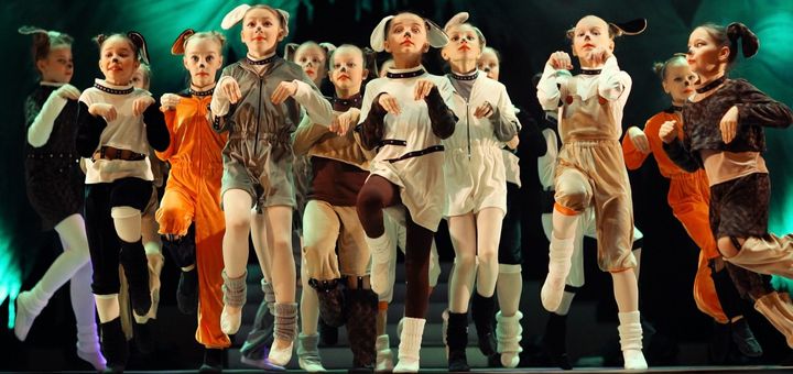 ortaokul-mezuniyet-gosteri-video-kamera-cekimi-musamere-video-cekimi-orta-okul-yil-sonu-etkinlik-video-kamera-cekimi-yapan-yerler-istanbul